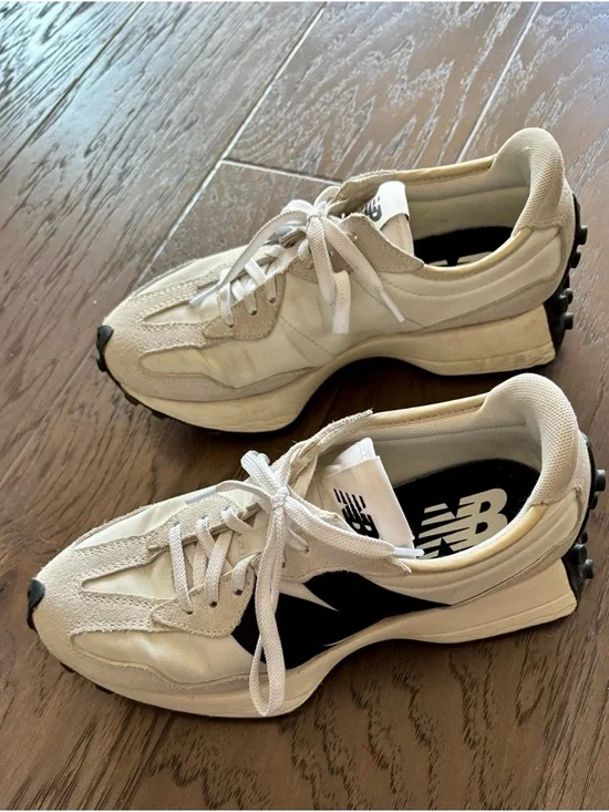 New Balance 327 Sea Salt with White & Black W7 - Picture 9 of 12